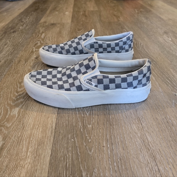 Vans Checkered Slip-On Platform Sneakers - Picture 3 of 7